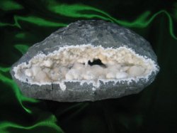 画像1: オケナイト　原石