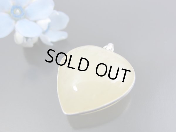 画像1: ハートペンダント【イエローアヴェンチュリン】Ｌサイズ