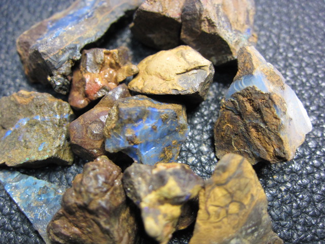 画像: オパール原石　各50グラム×３種＝１５０グラムセット