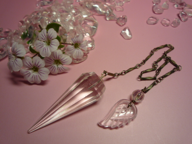 画像: ヒマラヤ水晶　ファセット　ペンデュラム　A-エンジェルtype 【金古美チェーン】